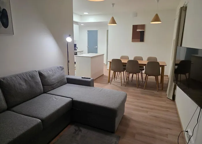 Viola Center Apartment *